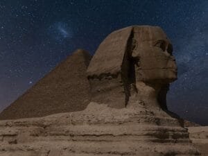 Pyramid Of Giza In Marathi