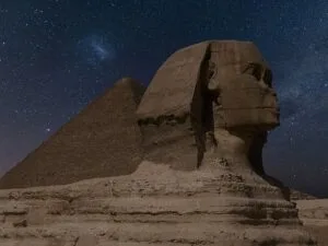 Pyramid Of Giza In Marathi