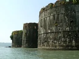 जंजिरा किल्ला : एक अजिंक्य जलदुर्ग 2021 | Full Janjira Fort Information In Marathi